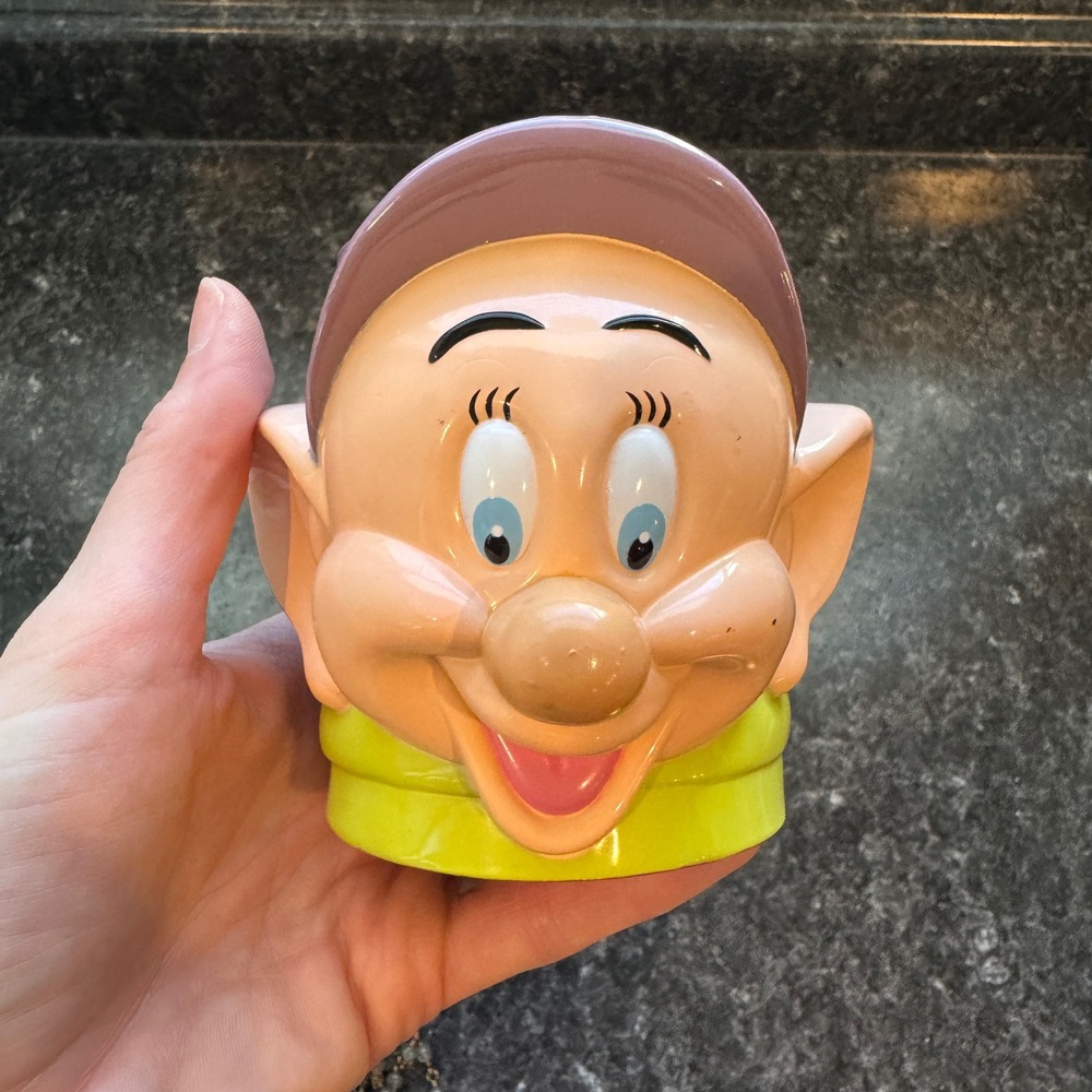Vintage Ringling Bros Walt Disneys World on Ice Dopey 3D Plastic‎ Mug, Used